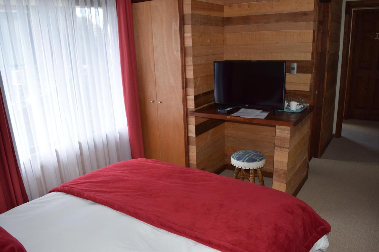 Hotel Puerto Austral Puerto Varas Esterno foto
