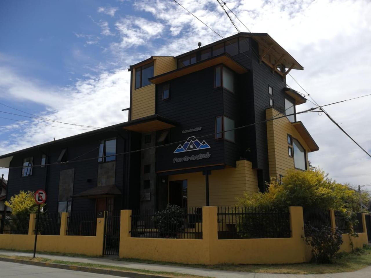 Hotel Puerto Austral Puerto Varas Esterno foto